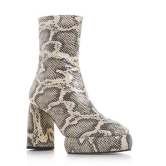 Aeyde Snake ‘Puff’ Platform Boot. - Picture 6 of 6